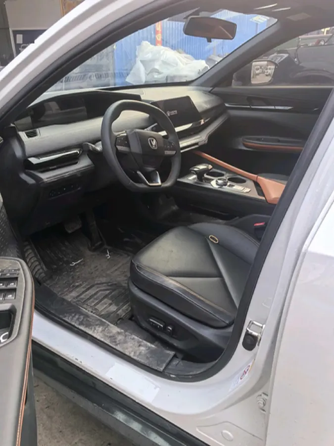 2023 ChangAn UNI-V iDD 1.5T 170HP L4 6TCT PHEV 18.4KWH,autocango,china used car exporter,china ev exporter,chinese used car exporter,chinese used ev exporter