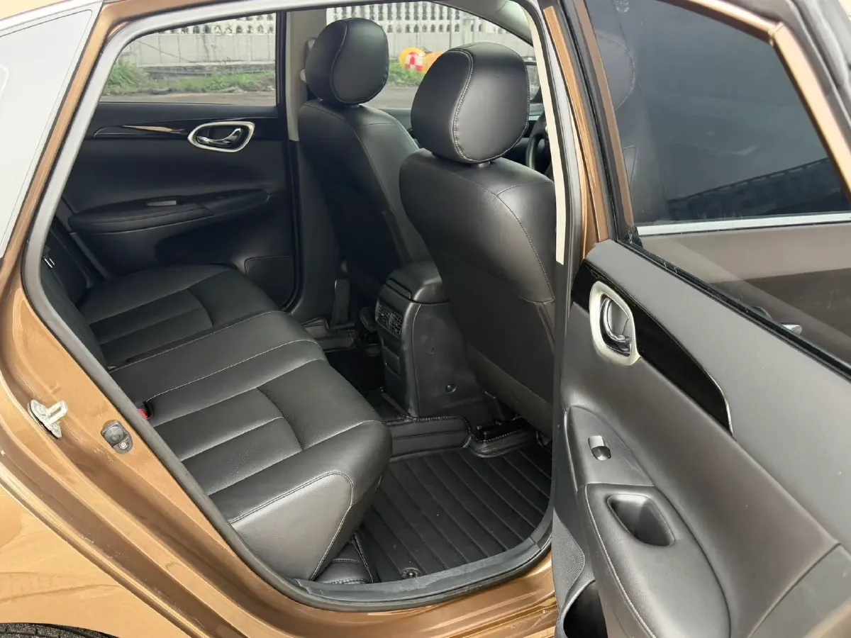 2021 Nissan Sylphy 1.6L 122HP L4 CVT,autocango,china used car exporter,china ev exporter,chinese used car exporter,chinese used ev exporter