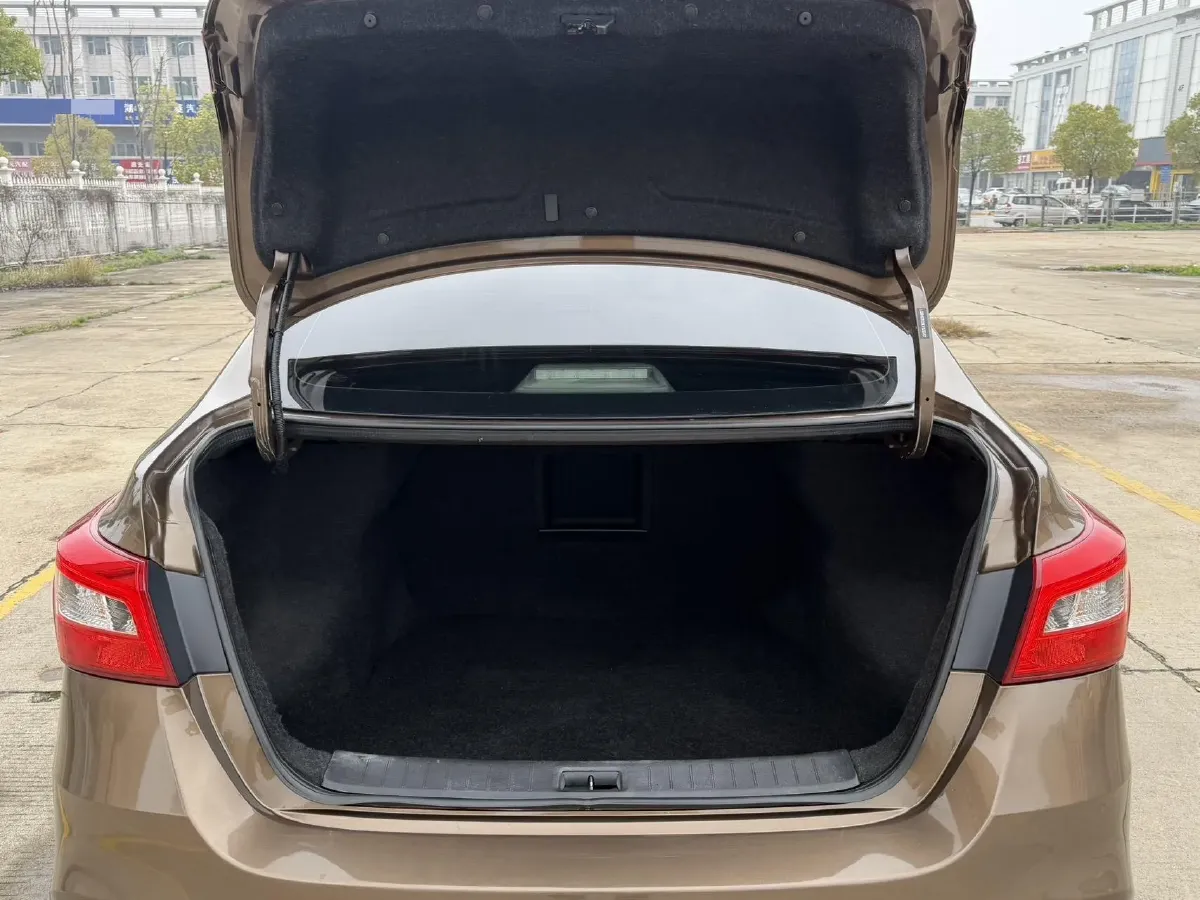 2021 Nissan Sylphy 1.6L 122HP L4 CVT,autocango,china used car exporter,china ev exporter,chinese used car exporter,chinese used ev exporter