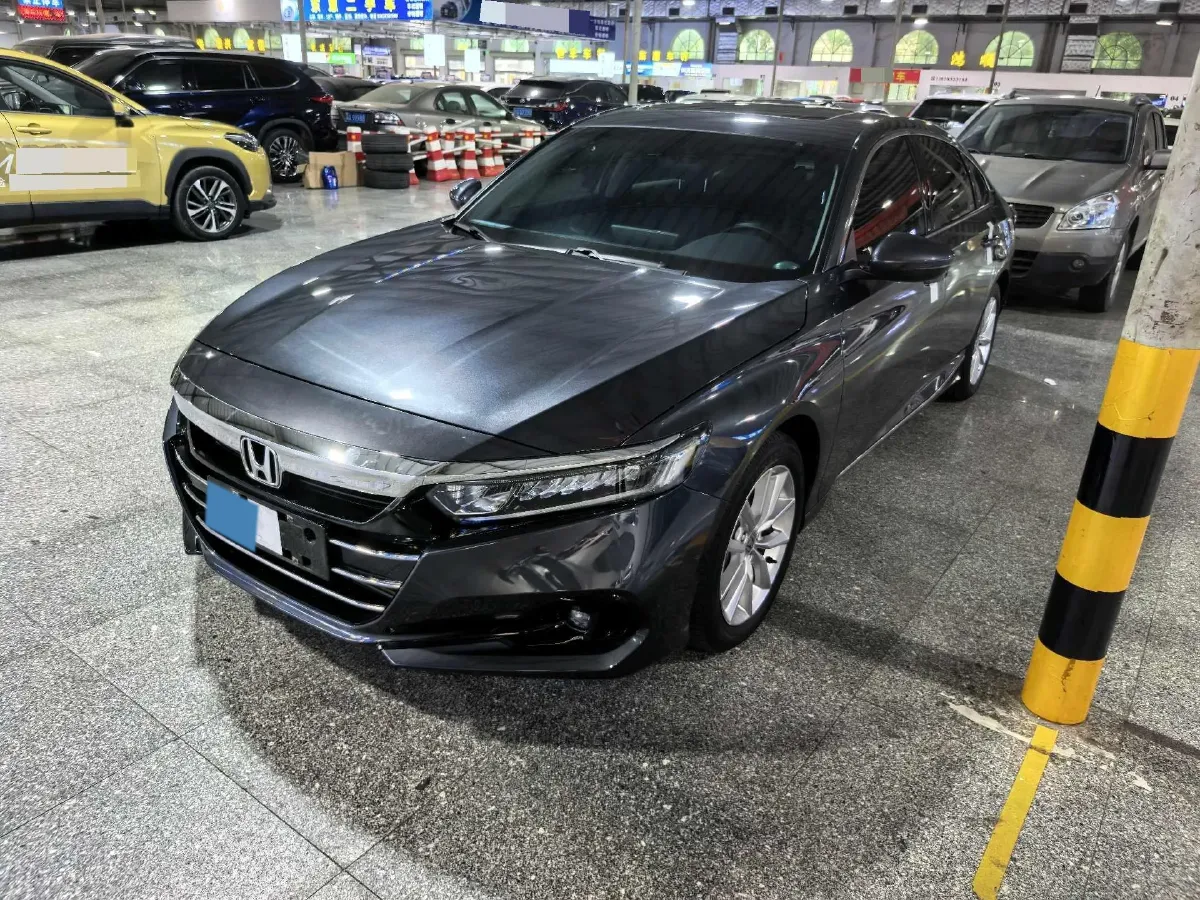2022 Honda Accord 1.5T 194HP L4 CVT,autocango,china used car exporter,china ev exporter,chinese used car exporter,chinese used ev exporter