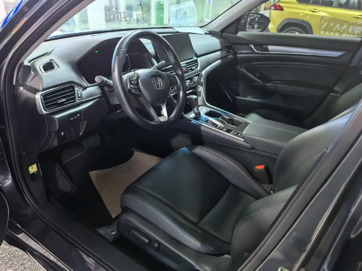 2022 Honda Accord 1.5T 194HP L4 CVT,autocango,china used car exporter,china ev exporter,chinese used car exporter,chinese used ev exporter