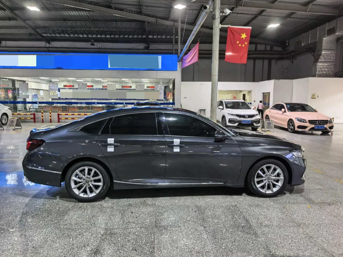 2022 Honda Accord 1.5T 194HP L4 CVT,autocango,china used car exporter,china ev exporter,chinese used car exporter,chinese used ev exporter