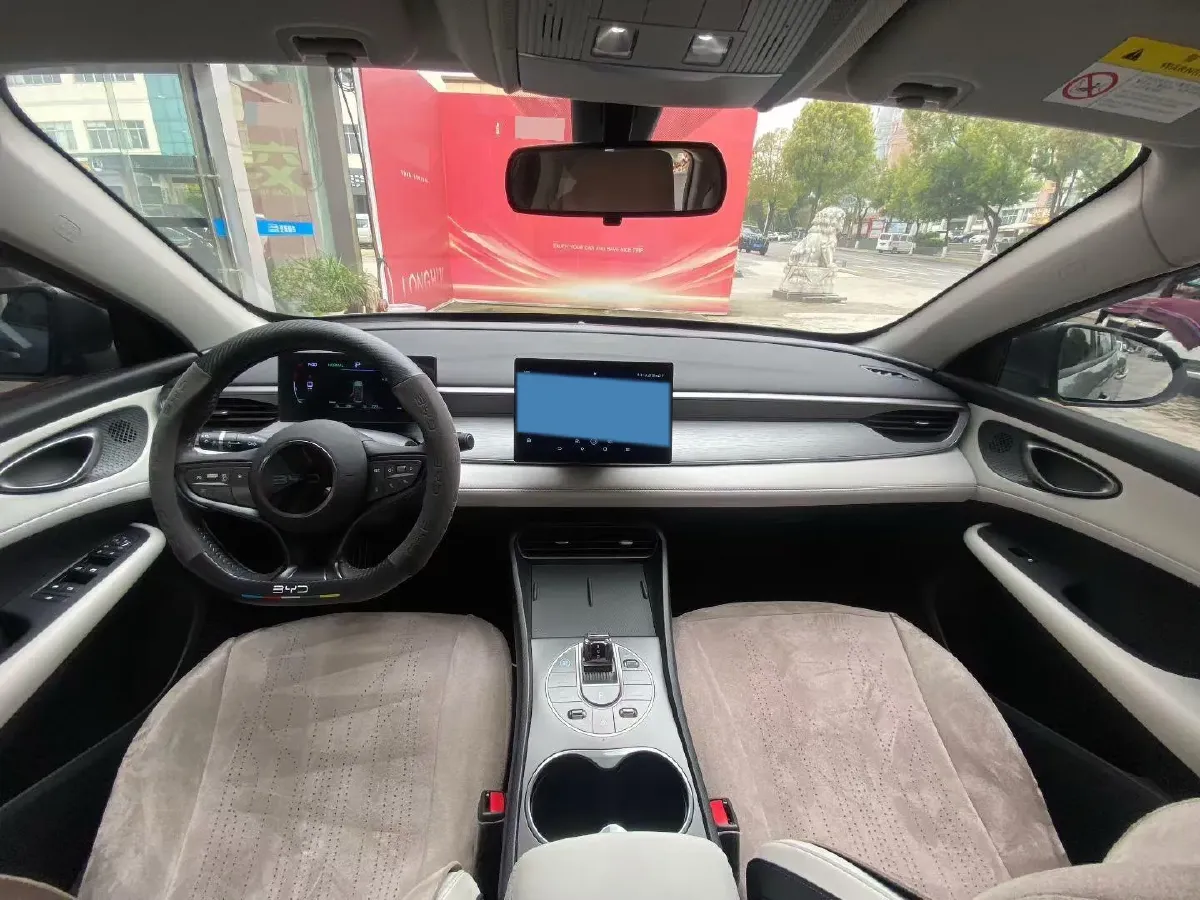 2025 BYD Seal05 DM-i 1.5L 101HP L4 E-CVT PHEV 7.68KWH,autocango,china used car exporter,china ev exporter,chinese used car exporter,chinese used ev exporter