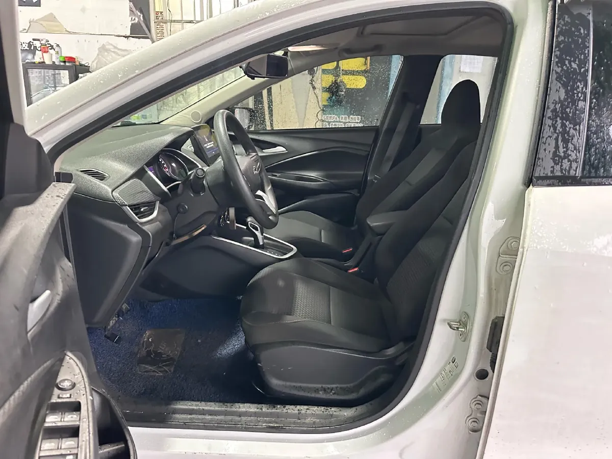 2020 Chevrolet Cavalier 1.0T 125HP L3 6AT,autocango,china used car exporter,china ev exporter,chinese used car exporter,chinese used ev exporter