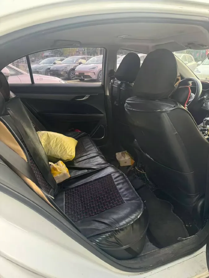 2020 Geely Emgrand 1.5L 109HP L4 5MT,autocango,china used car exporter,china ev exporter,chinese used car exporter,chinese used ev exporter