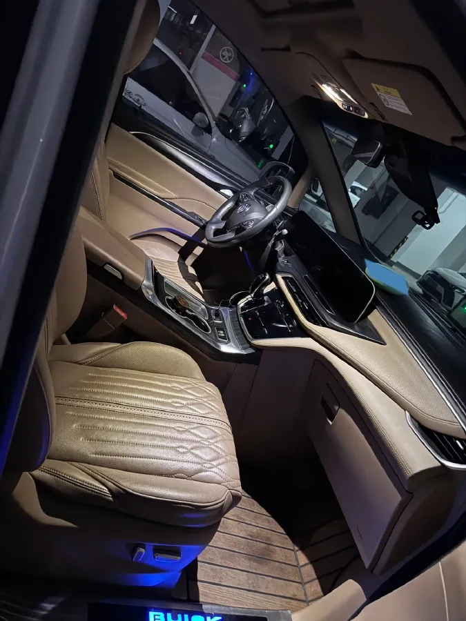 2021 Buick GL8 2.0T 237HP L4 9AT,autocango,china used car exporter,china ev exporter,chinese used car exporter,chinese used ev exporter