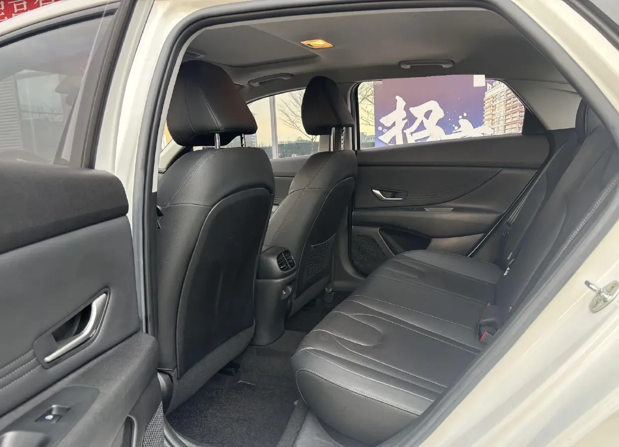 2022 Hyundai Elantra 1.5L 115HP L4 CVT,autocango,china used car exporter,china ev exporter,chinese used car exporter,chinese used ev exporter