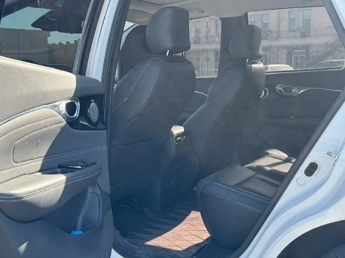 2024 Voyah ZhiYin BEV 77KWH,autocango,china used car exporter,china ev exporter,chinese used car exporter,chinese used ev exporter