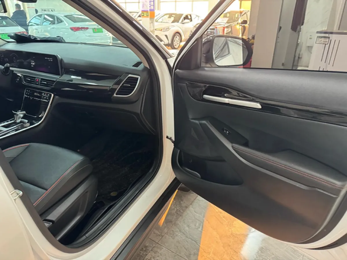 2023 Kia Seltos 1.5L 115HP L4 CVT,autocango,china used car exporter,china ev exporter,chinese used car exporter,chinese used ev exporter