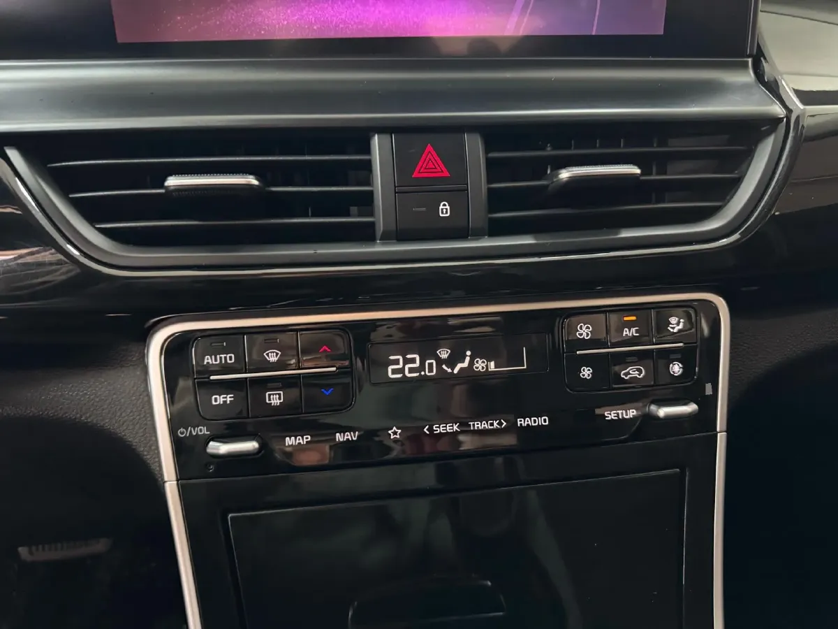 2023 Kia Seltos 1.5L 115HP L4 CVT,autocango,china used car exporter,china ev exporter,chinese used car exporter,chinese used ev exporter