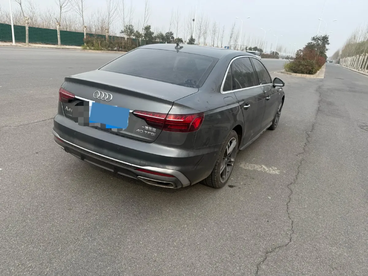 2020 Audi A4L 2.0T 190HP L4 7DCT,autocango,china used car exporter,china ev exporter,chinese used car exporter,chinese used ev exporter