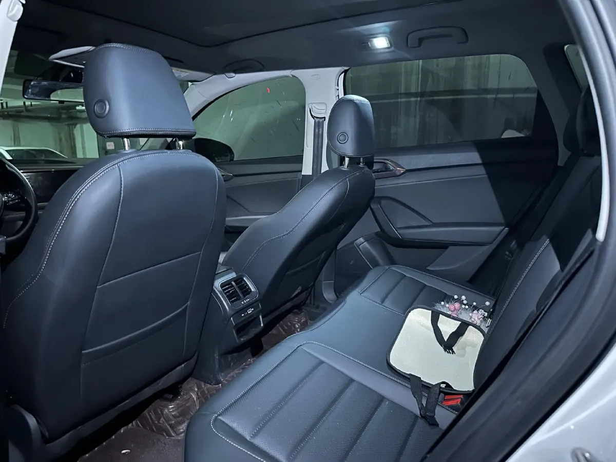 2022 Volkswagen Tharu 1.4T 150HP L4 7DCT,autocango,china used car exporter,china ev exporter,chinese used car exporter,chinese used ev exporter