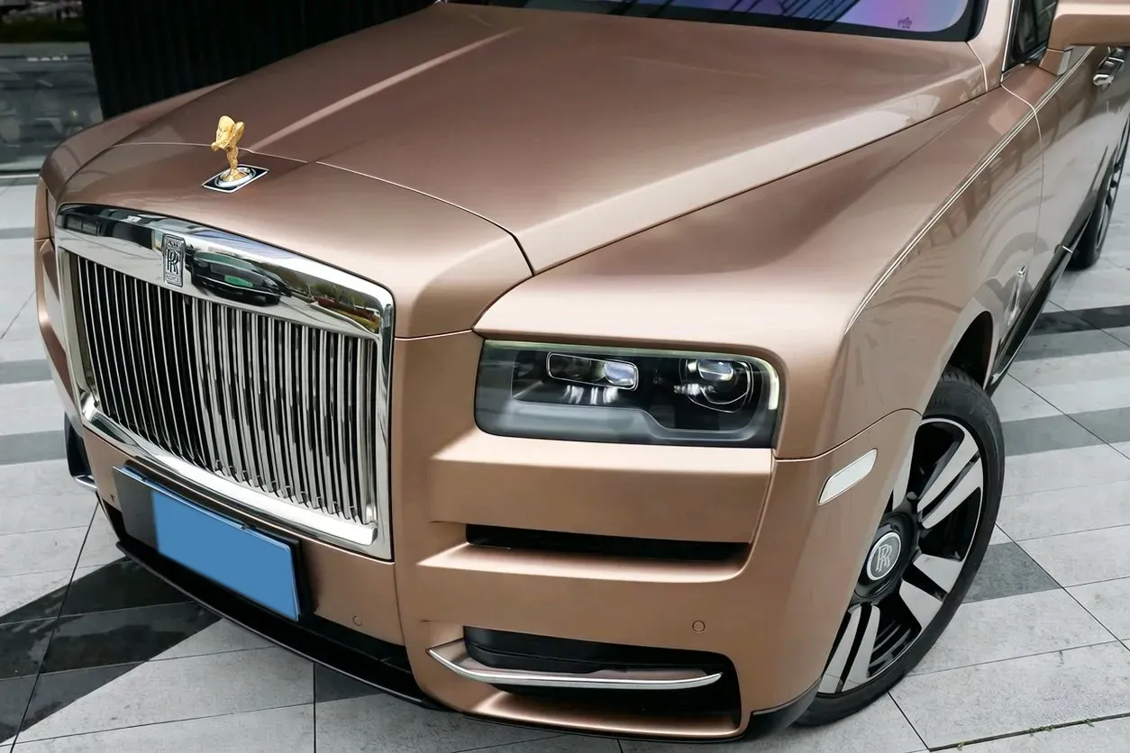 2018 Rolls-Royce Cullinan 6.7T 571HP V12 8AT,autocango,china used car exporter,china ev exporter,chinese used car exporter,chinese used ev exporter