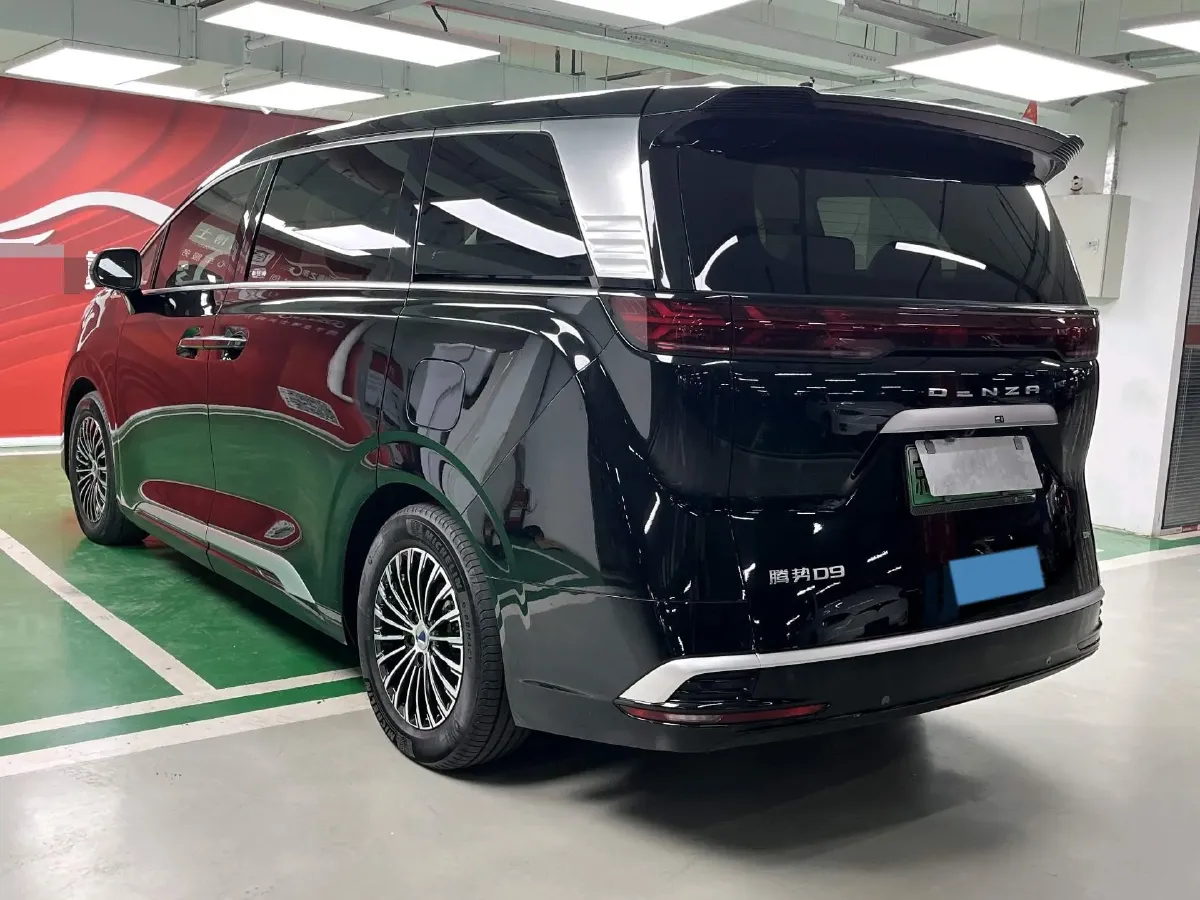 2022 HongQi HS7 3.0T 337HP V6 8AT,autocango,china used car exporter,china ev exporter,chinese used car exporter,chinese used ev exporter