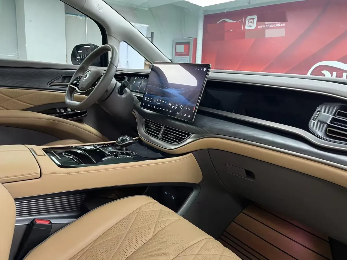 2022 HongQi HS7 3.0T 337HP V6 8AT,autocango,china used car exporter,china ev exporter,chinese used car exporter,chinese used ev exporter