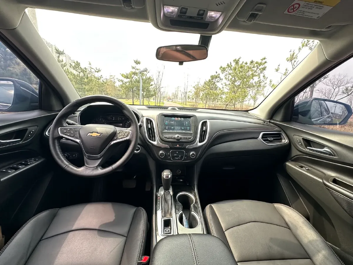 2019 Chevrolet Equinox 1.5T 169HP L4 6AT,autocango,china used car exporter,china ev exporter,chinese used car exporter,chinese used ev exporter