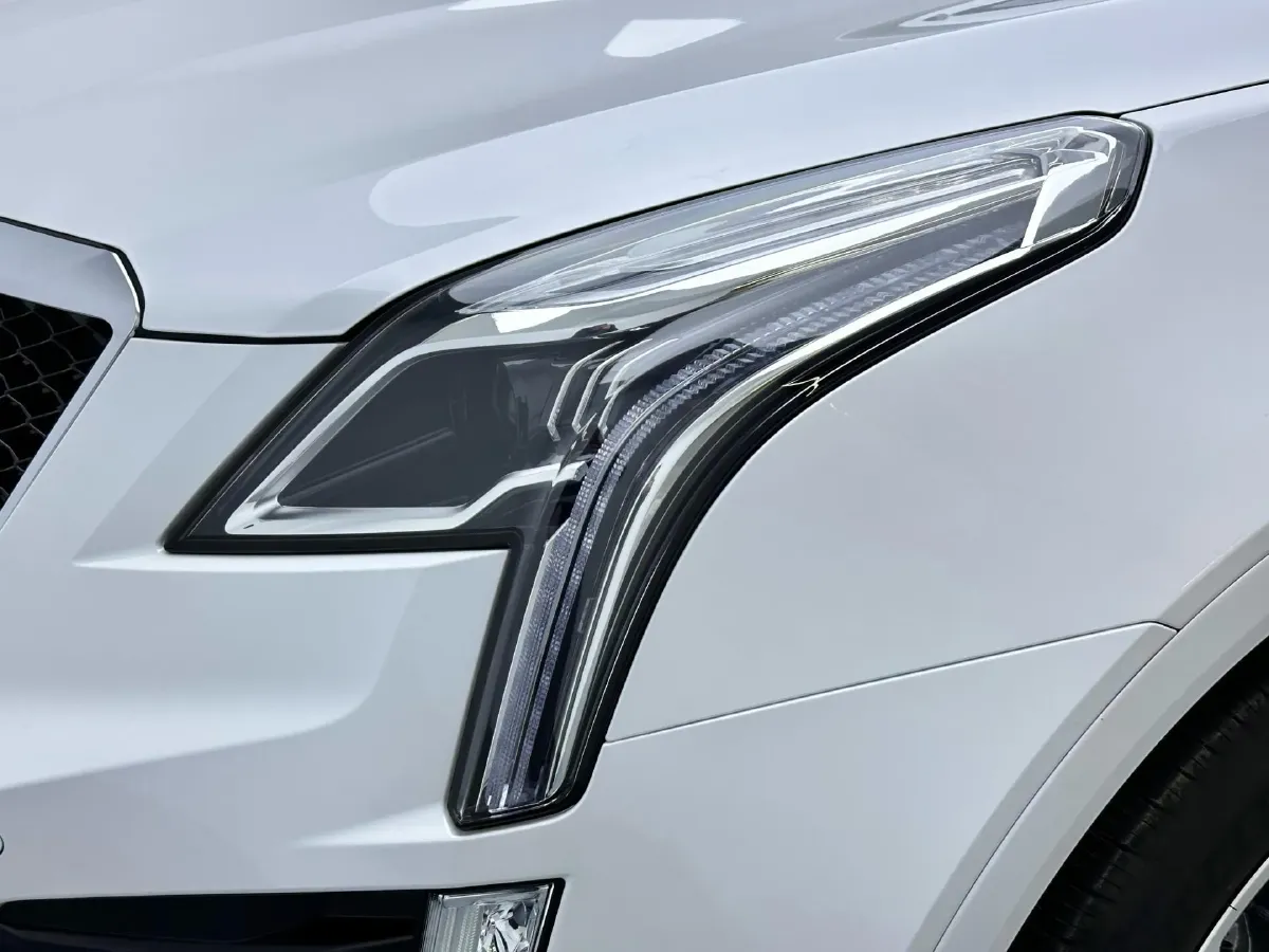 2024 Cadillac XT5 2.0T 237HP L4 9AT,autocango,china used car exporter,china ev exporter,chinese used car exporter,chinese used ev exporter