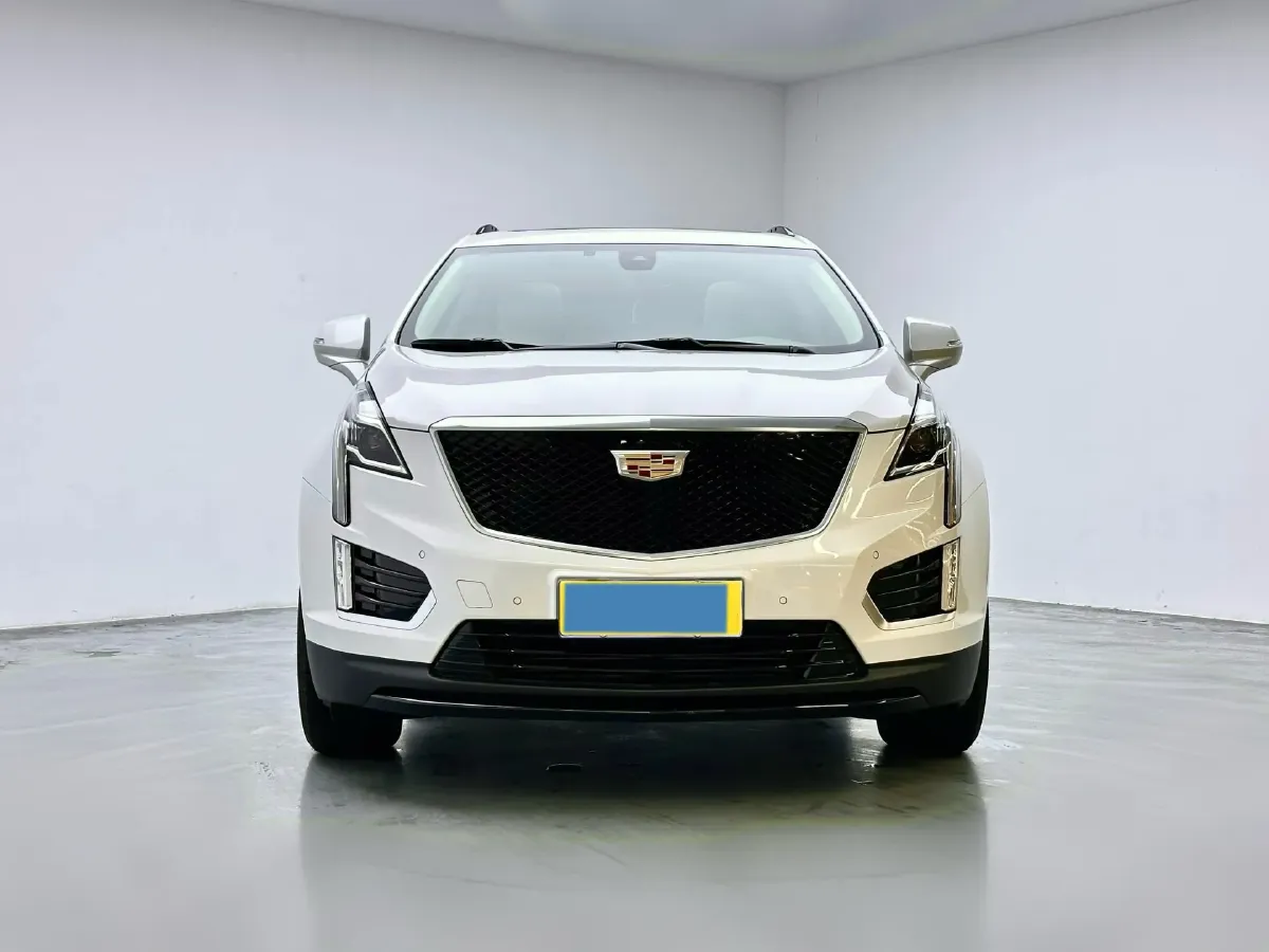 2024 Cadillac XT5 2.0T 237HP L4 9AT,autocango,china used car exporter,china ev exporter,chinese used car exporter,chinese used ev exporter