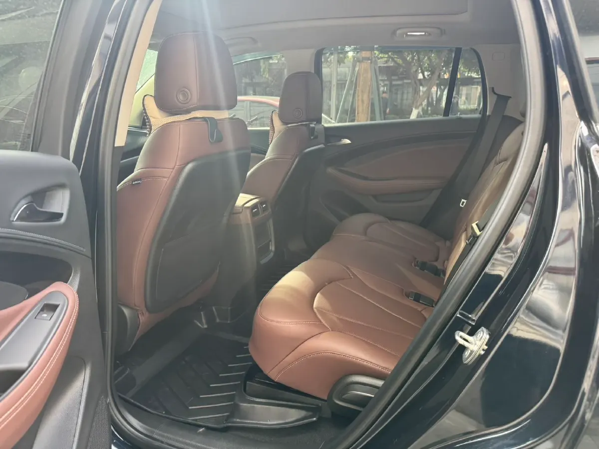 2020 Buick EnvisionPlus 2.0T 260HP L4 9AT,autocango,china used car exporter,china ev exporter,chinese used car exporter,chinese used ev exporter