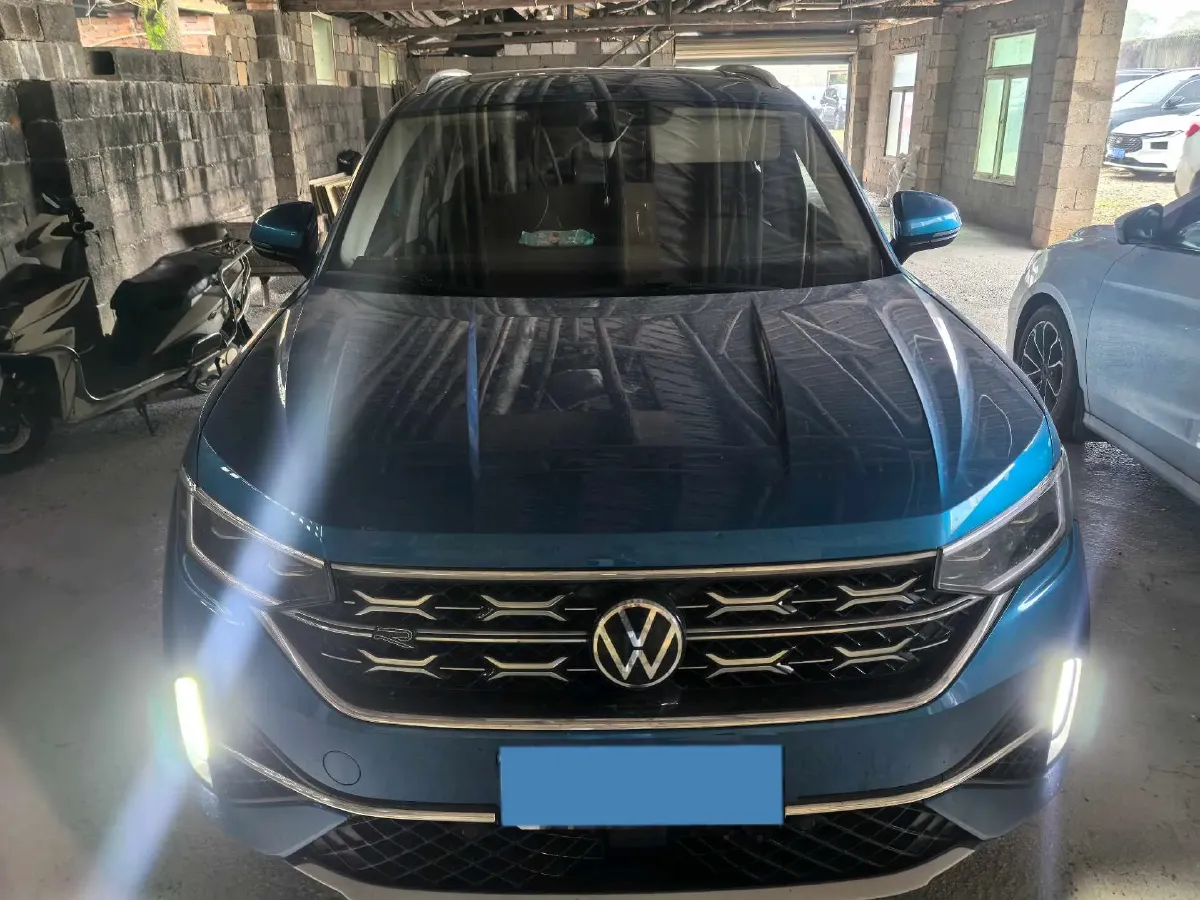 2023 Volkswagen Tayron X 2.0T 186HP L4 7DCT,autocango,china used car exporter,china ev exporter,chinese used car exporter,chinese used ev exporter