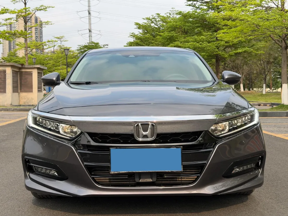 2021 Honda Accord 1.5T 194HP L4 CVT,autocango,china used car exporter,china ev exporter,chinese used car exporter,chinese used ev exporter