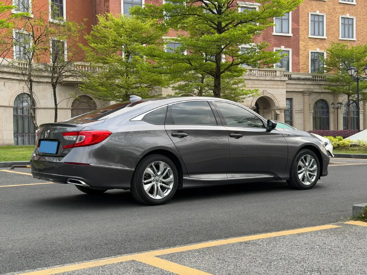 2021 Honda Accord 1.5T 194HP L4 CVT,autocango,china used car exporter,china ev exporter,chinese used car exporter,chinese used ev exporter