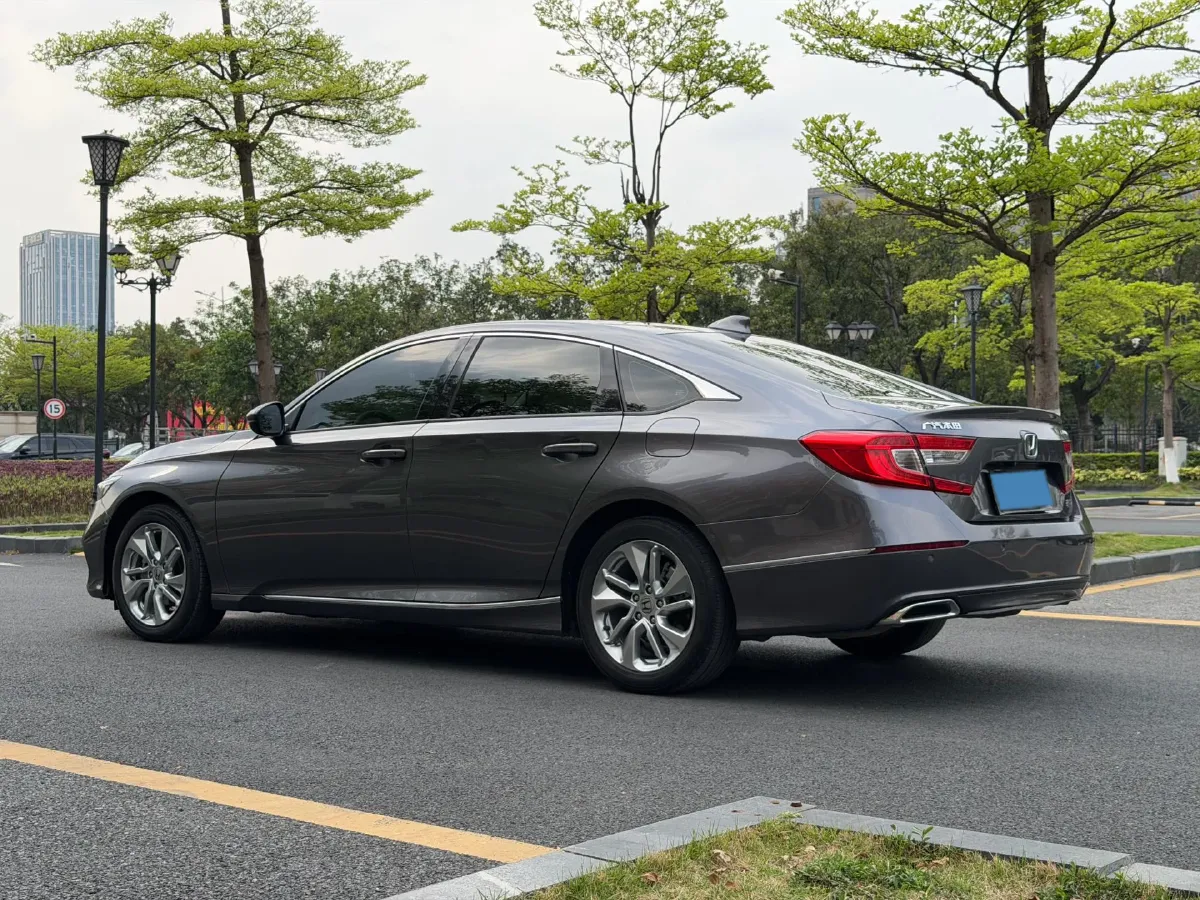 2021 Honda Accord 1.5T 194HP L4 CVT,autocango,china used car exporter,china ev exporter,chinese used car exporter,chinese used ev exporter
