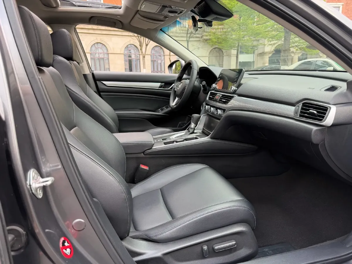 2021 Honda Accord 1.5T 194HP L4 CVT,autocango,china used car exporter,china ev exporter,chinese used car exporter,chinese used ev exporter