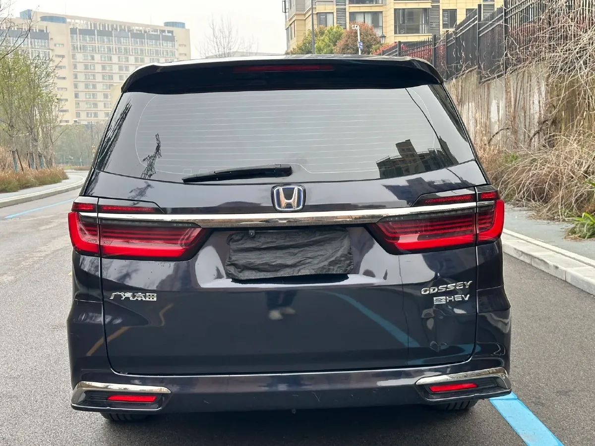 2022 Honda Odyssey 2.0L 146HP L4 E-CVT Hybrid,autocango,china used car exporter,china ev exporter,chinese used car exporter,chinese used ev exporter