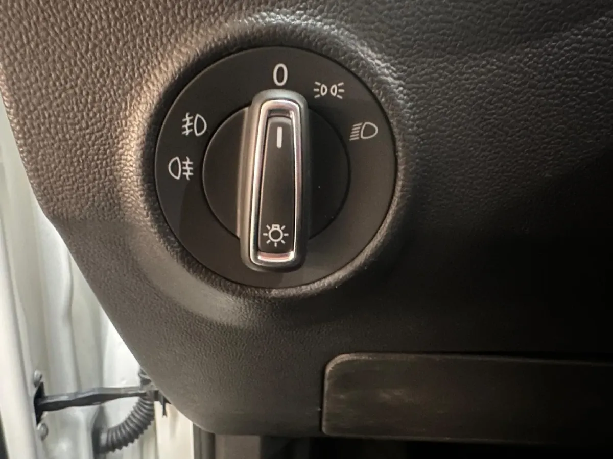 2022 Volkswagen T-Roc 1.4T 150HP L4 7DCT,autocango,china used car exporter,china ev exporter,chinese used car exporter,chinese used ev exporter