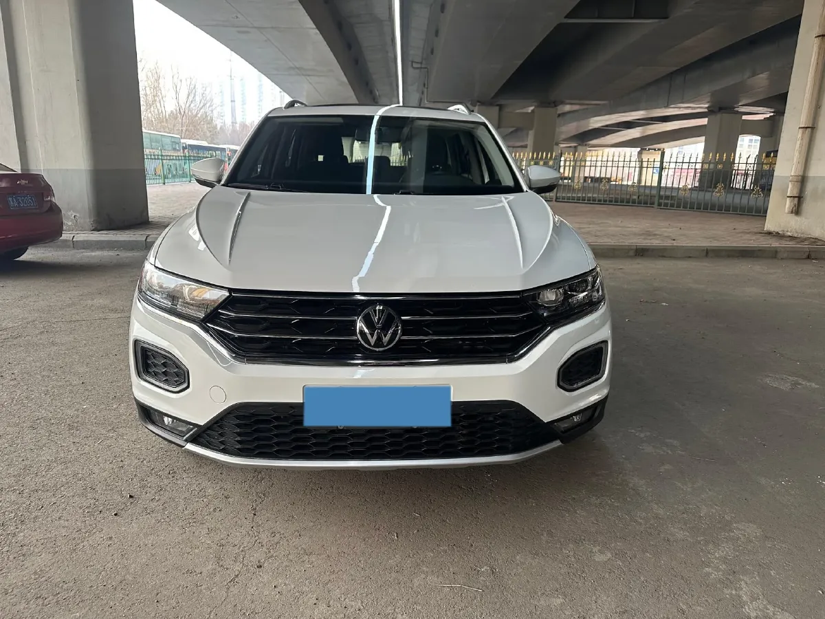 2022 Volkswagen T-Roc 1.4T 150HP L4 7DCT,autocango,china used car exporter,china ev exporter,chinese used car exporter,chinese used ev exporter