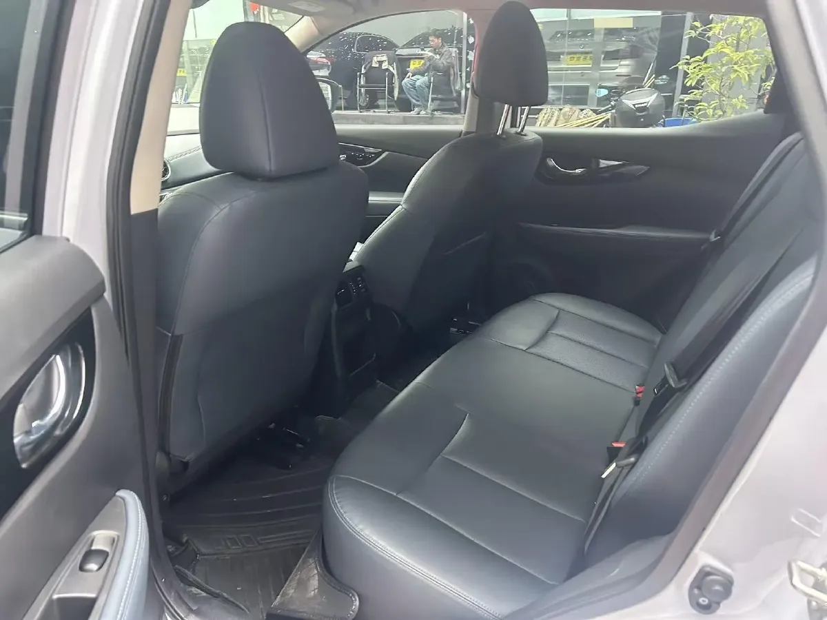 2025 Nissan Qashqai 2.0L 151HP L4 CVT,autocango,china used car exporter,china ev exporter,chinese used car exporter,chinese used ev exporter