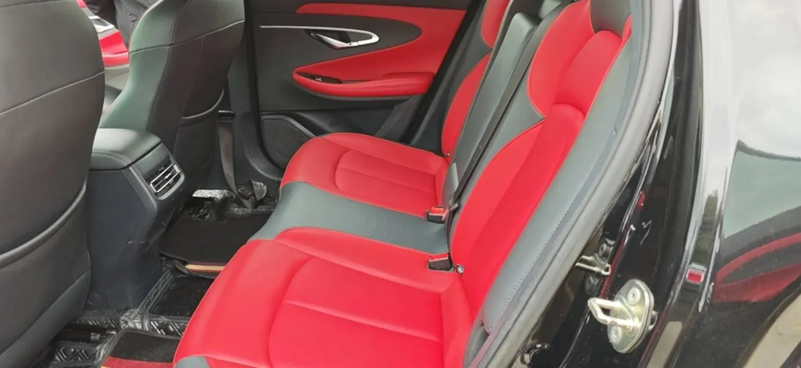 2020 ChangAn UNI-T 1.5T 180HP L4 7DCT,autocango,china used car exporter,china ev exporter,chinese used car exporter,chinese used ev exporter