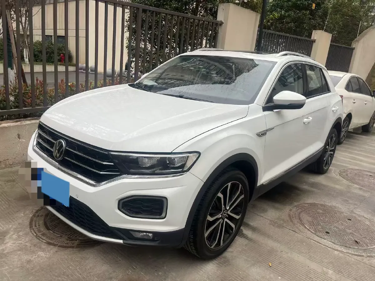 2022 Volkswagen T-Roc 1.4T 150HP L4 7DCT,autocango,china used car exporter,china ev exporter,chinese used car exporter,chinese used ev exporter