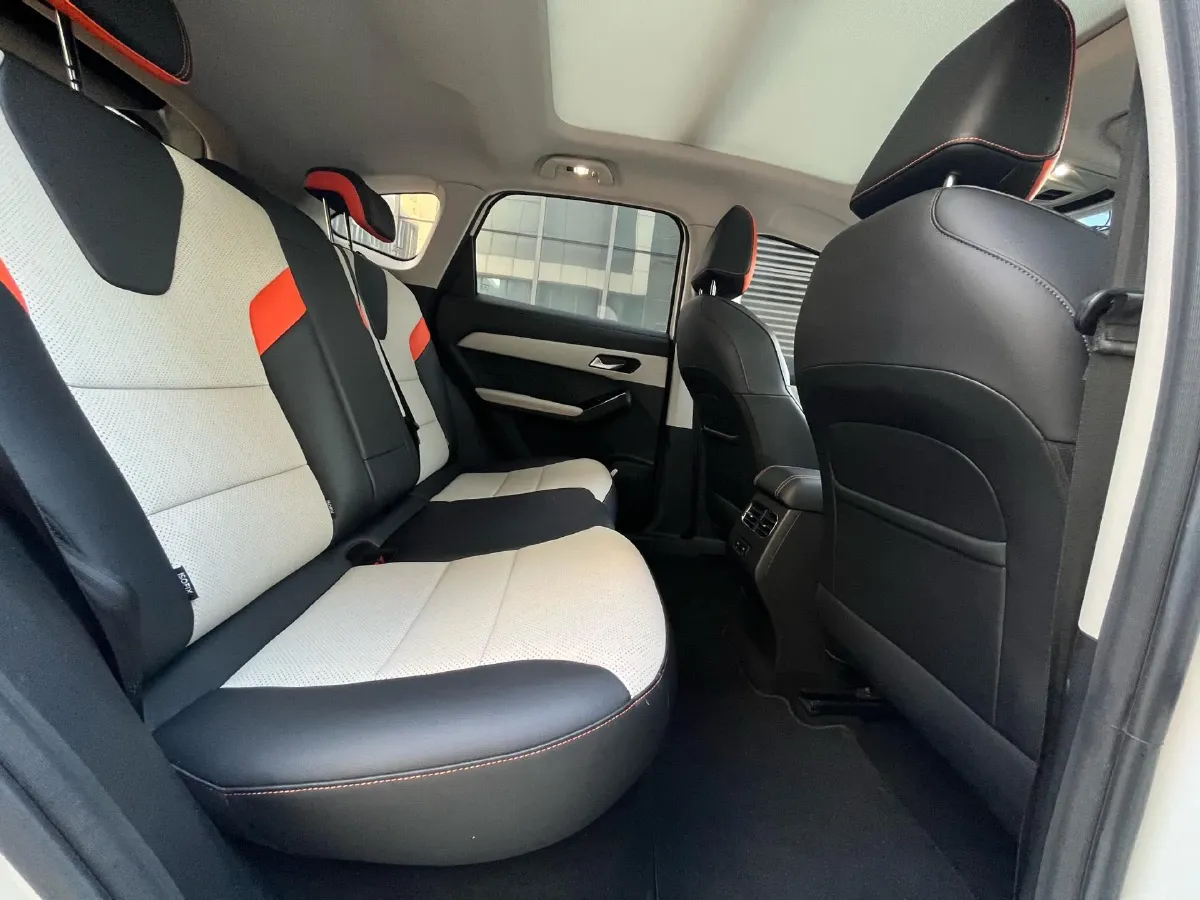 2021 Haval Rabbit 1.5T 184HP L4 7DCT,autocango,china used car exporter,china ev exporter,chinese used car exporter,chinese used ev exporter