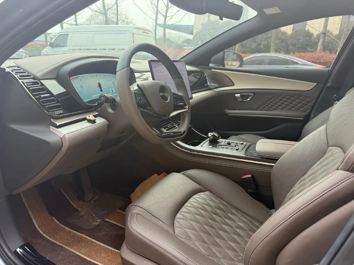 2022 Hycan A06 BEV 71KWH,autocango,china used car exporter,china ev exporter,chinese used car exporter,chinese used ev exporter