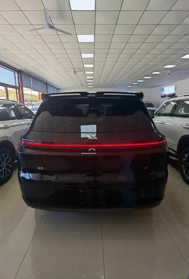 2024 Li L6 Range Extended 154HP L4 REEV 36.8KWH,autocango,china used car exporter,china ev exporter,chinese used car exporter,chinese used ev exporter