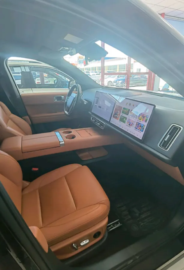 2024 Li L6 Range Extended 154HP L4 REEV 36.8KWH,autocango,china used car exporter,china ev exporter,chinese used car exporter,chinese used ev exporter