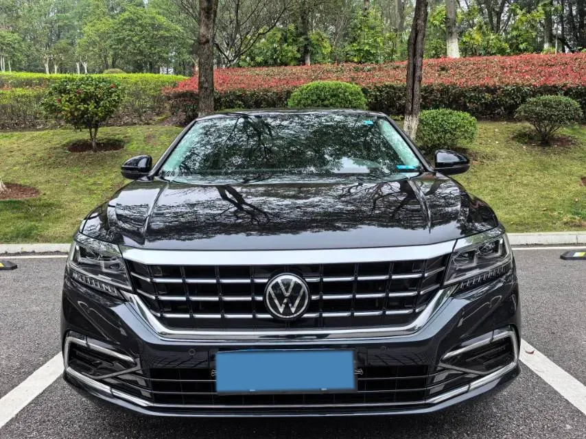 2021 Volkswagen Passat 2.0T 186HP L4 7DCT,autocango,china used car exporter,china ev exporter,chinese used car exporter,chinese used ev exporter