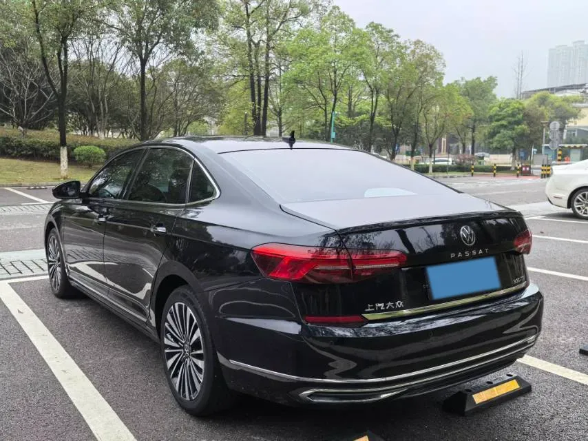 2021 Volkswagen Passat 2.0T 186HP L4 7DCT,autocango,china used car exporter,china ev exporter,chinese used car exporter,chinese used ev exporter