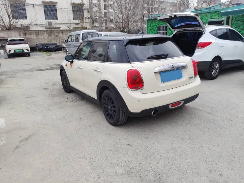 2016 MINI MINI 1.5T 136HP L3 6AT,autocango,china used car exporter,china ev exporter,chinese used car exporter,chinese used ev exporter