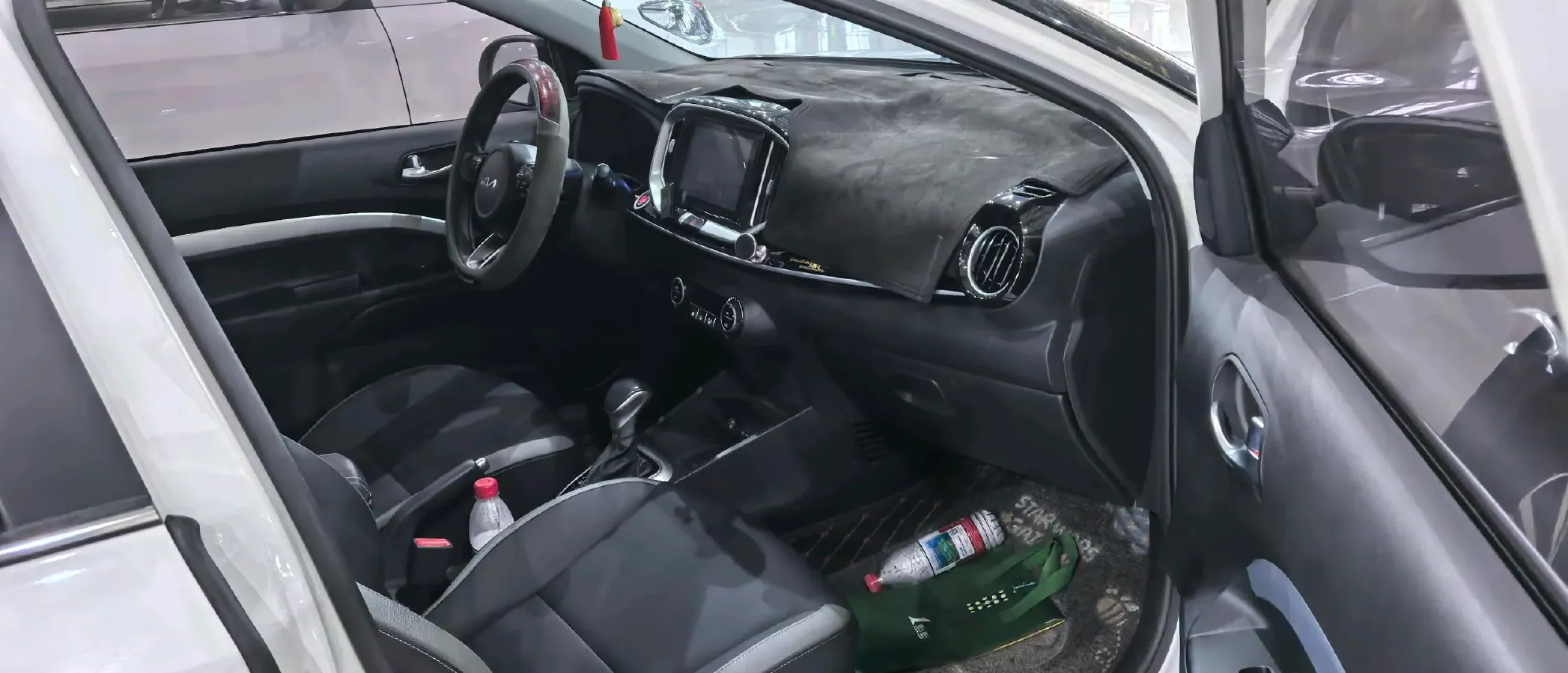 2021 Kia KX1 1.4L 100HP L4 CVT,autocango,china used car exporter,china ev exporter,chinese used car exporter,chinese used ev exporter