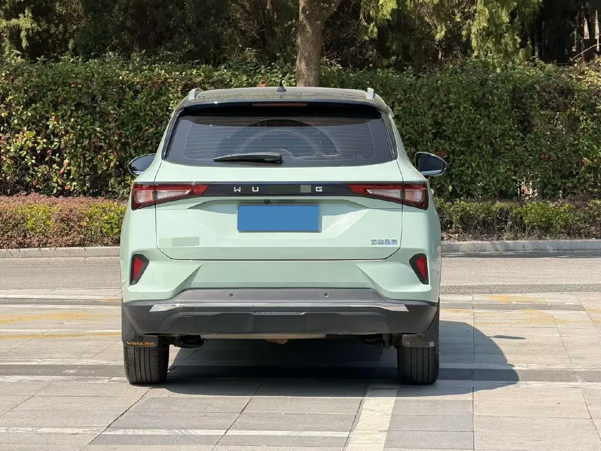 2021 WuLing XingChen 1.5T 147HP L4 CVT,autocango,china used car exporter,china ev exporter,chinese used car exporter,chinese used ev exporter