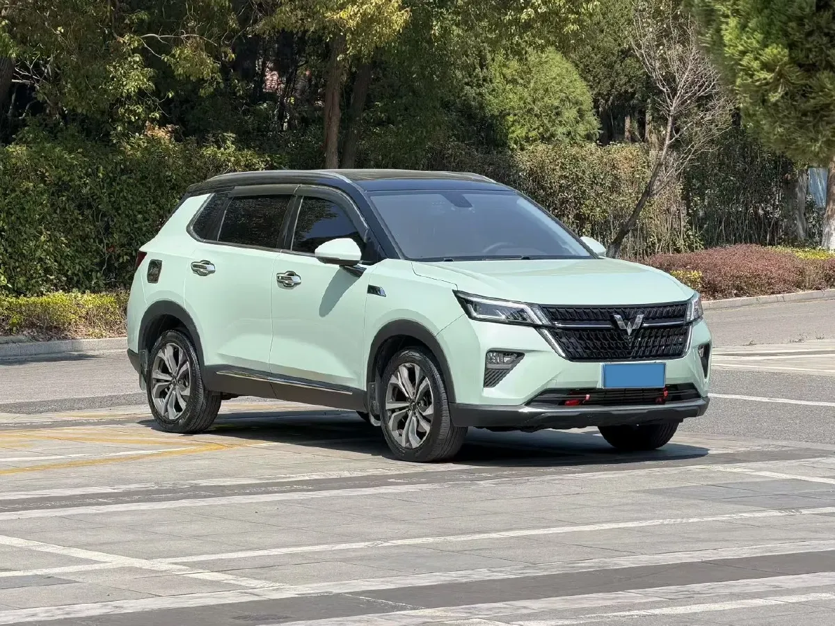 2021 WuLing XingChen 1.5T 147HP L4 CVT,autocango,china used car exporter,china ev exporter,chinese used car exporter,chinese used ev exporter