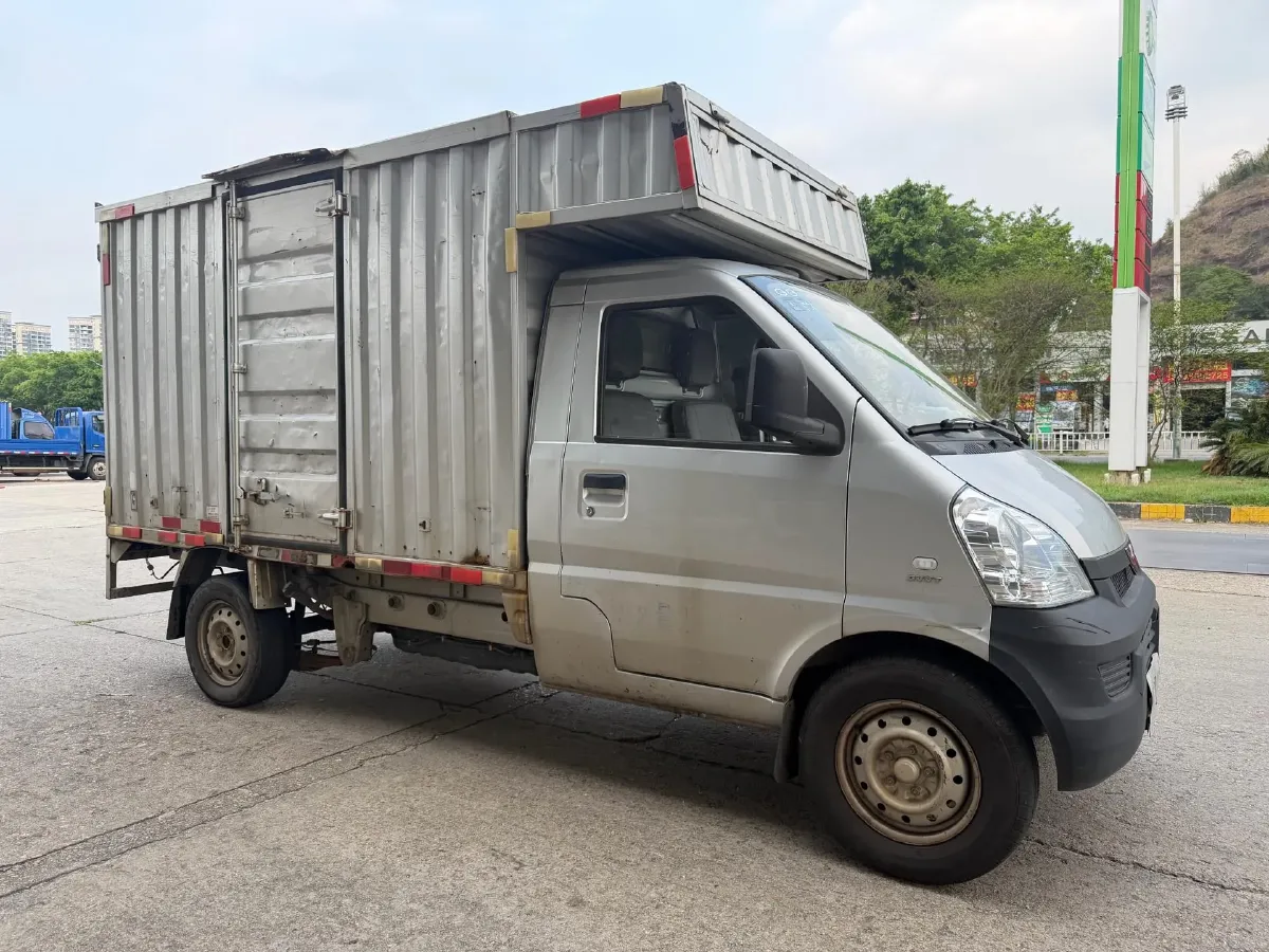 2021 WuLing RongGuang Mini Truck 1.5L 99HP L4 5MT,autocango,china used car exporter,china ev exporter,chinese used car exporter,chinese used ev exporter