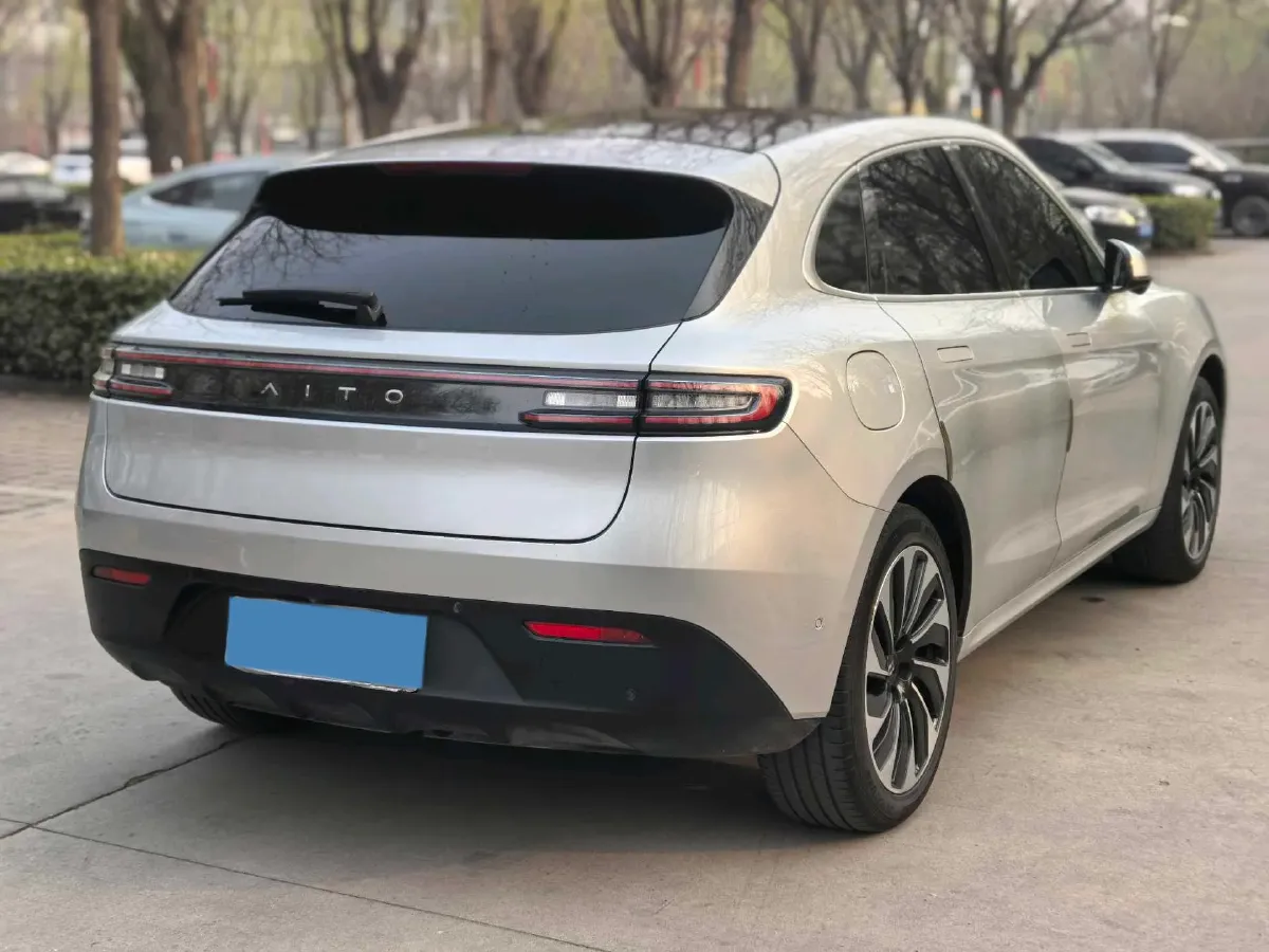 2022 AITO AITO M5 Range Extended 125HP REEV 40KWH,autocango,china used car exporter,china ev exporter,chinese used car exporter,chinese used ev exporter