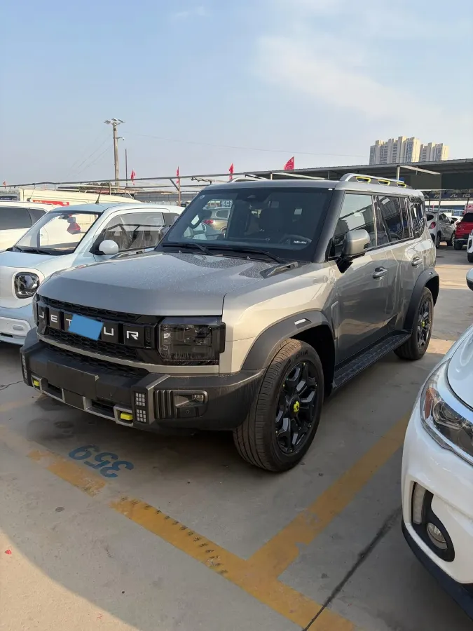 2024 Jetour ShanHai TravellerC-DM 1.5T 156HP L4 3DHT PHEV 43.24KWH,autocango,china used car exporter,china ev exporter,chinese used car exporter,chinese used ev exporter