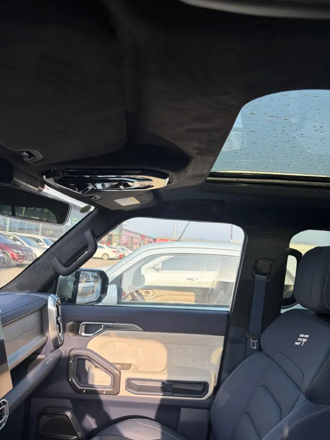 2024 Jetour ShanHai TravellerC-DM 1.5T 156HP L4 3DHT PHEV 43.24KWH,autocango,china used car exporter,china ev exporter,chinese used car exporter,chinese used ev exporter