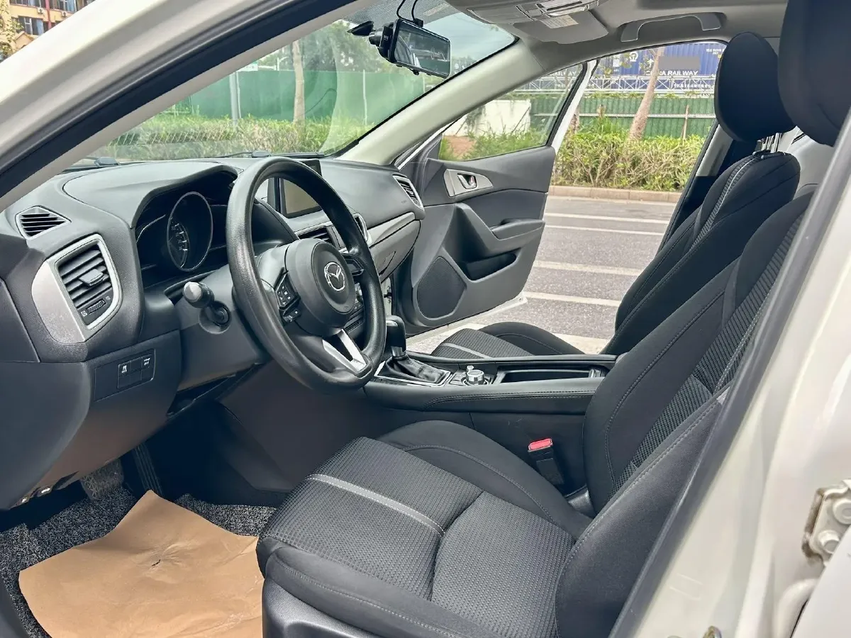 2017 Mazda 3 Axela 1.5L 117HP L4 6AT,autocango,china used car exporter,china ev exporter,chinese used car exporter,chinese used ev exporter