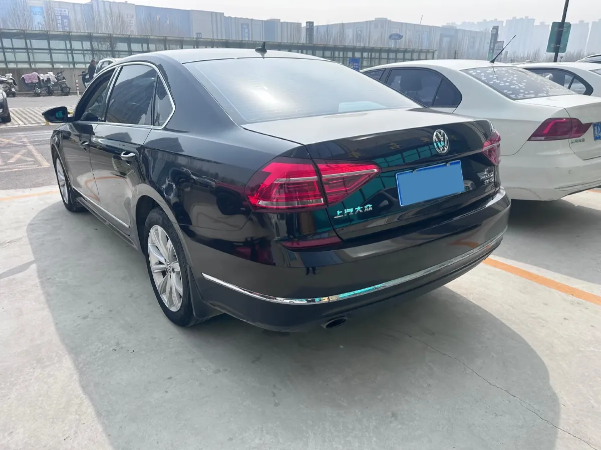 2017 Volkswagen Passat 1.8T 180HP L4 7DCT,autocango,china used car exporter,china ev exporter,chinese used car exporter,chinese used ev exporter